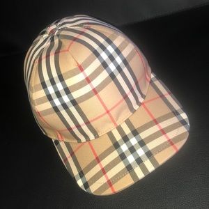 Vintage check Burberry baseball cap